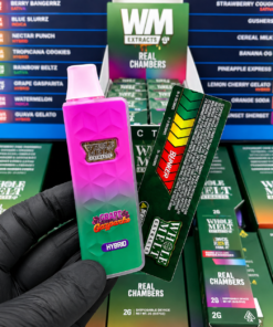 Whole Melt V5 2G Dual Chamber Disposable vape packaging with WM Extracts branding and dual chamber design.